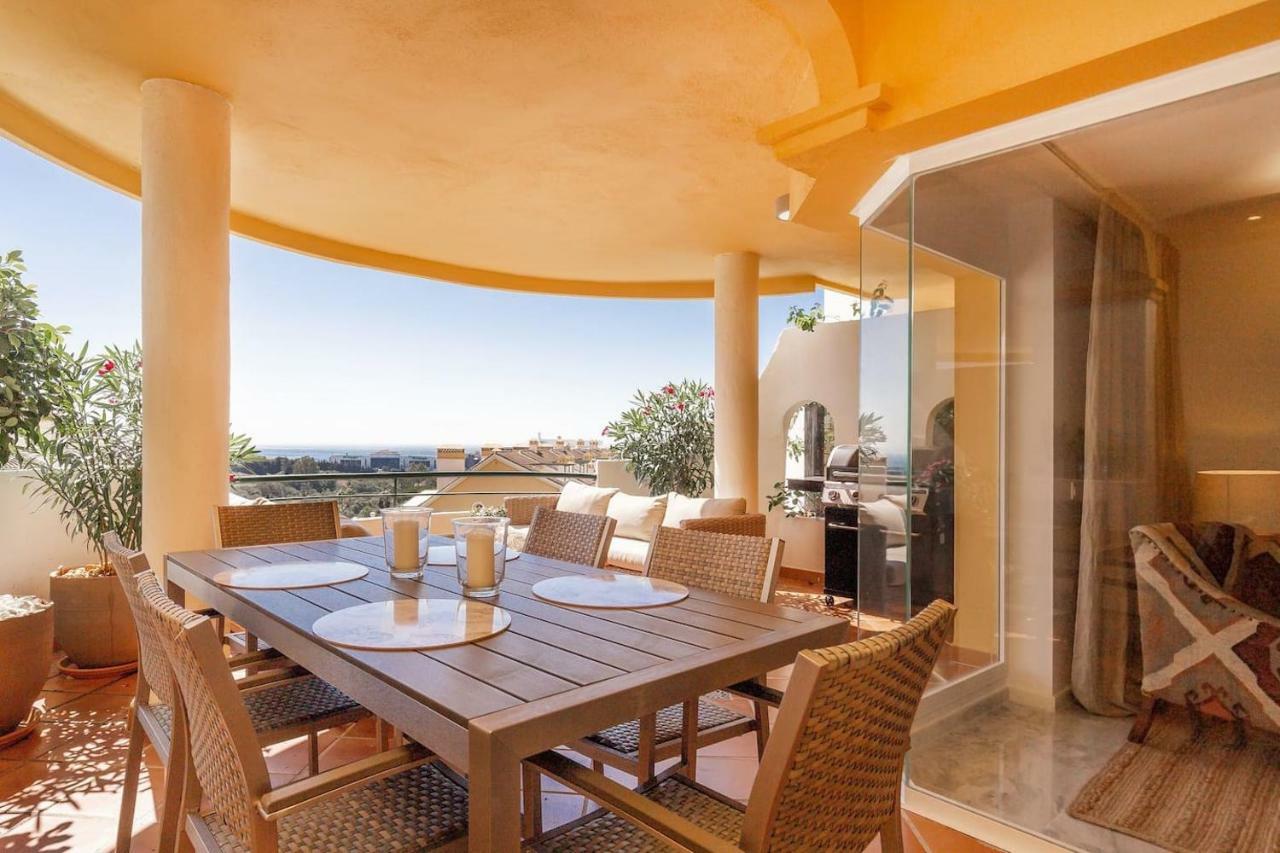 4 Bedroom Luxury Duplex With Sea Views By Puerto Banus Apartment
