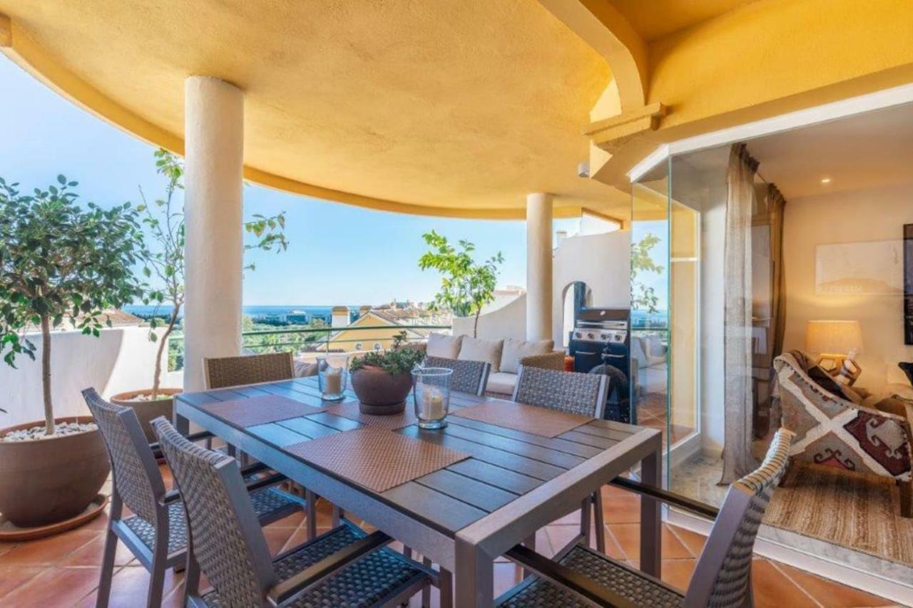 Apartment 4 Bedroom Luxury Duplex With Sea Views By Puerto Banus