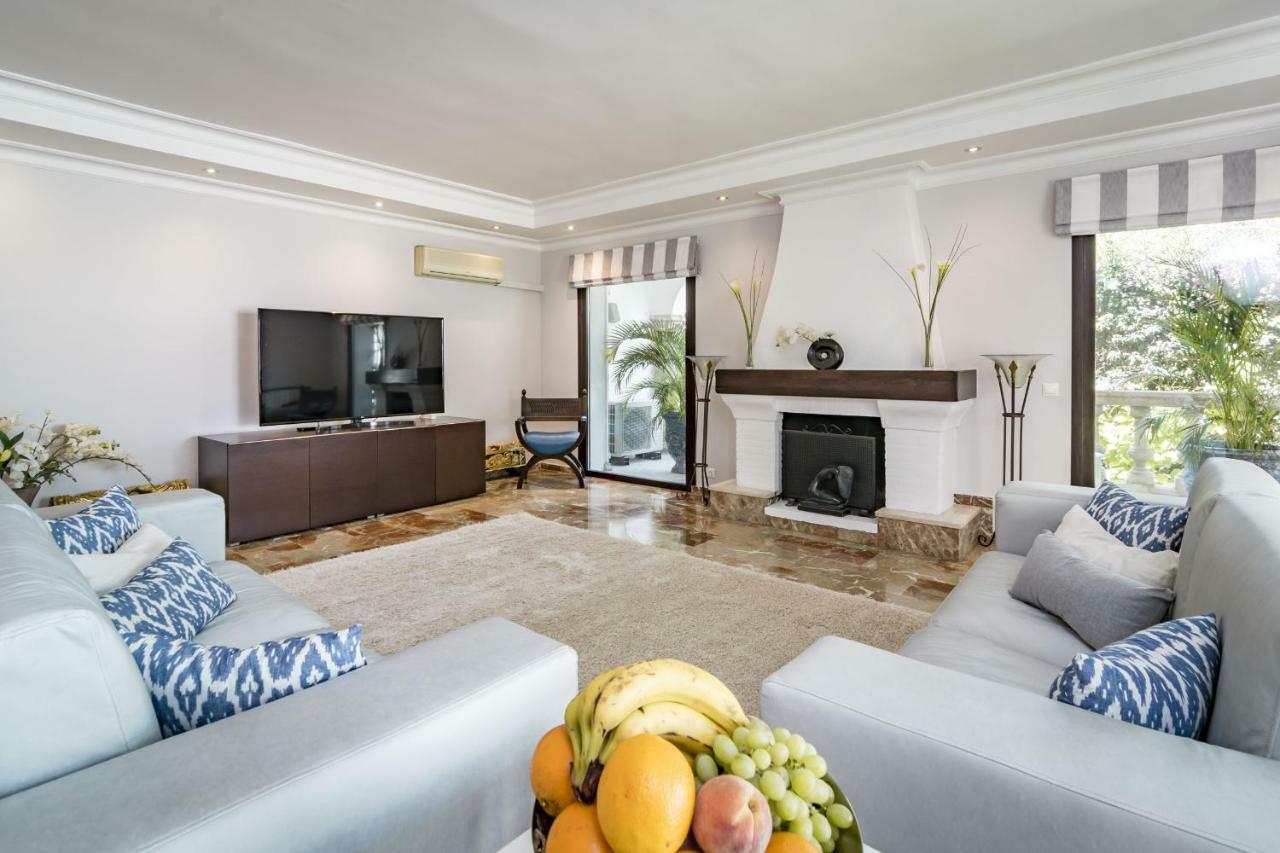 Casakhan, Beautiful Luxury Villa,