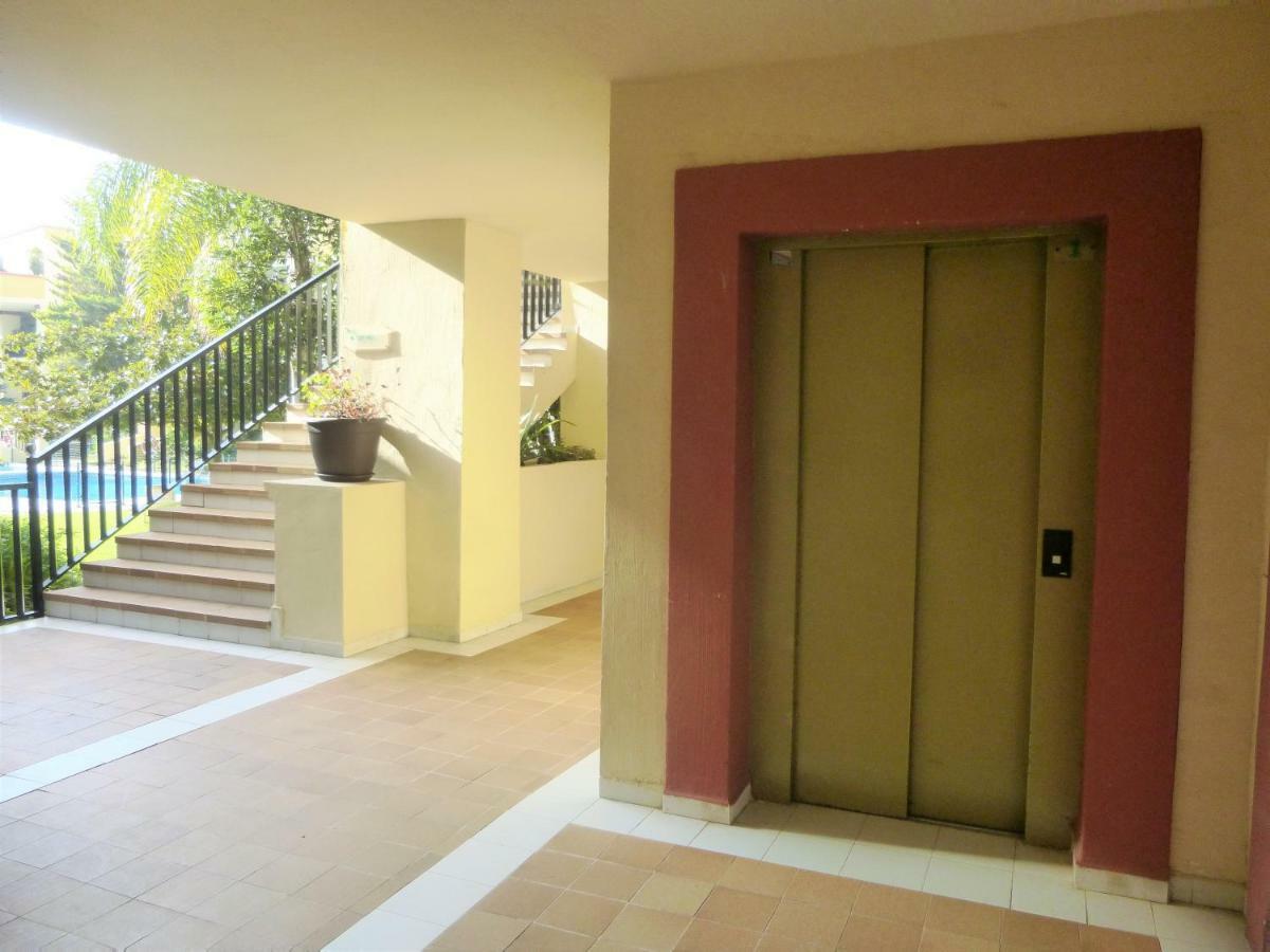 Romana Playa Elviria Apartamento *