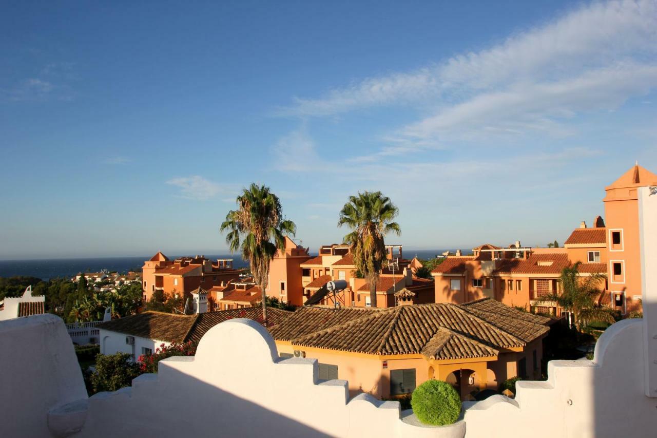 Rooftop - Chalet En Cabo Pino Con Vistas Al Mar, Jardines Y Piscina