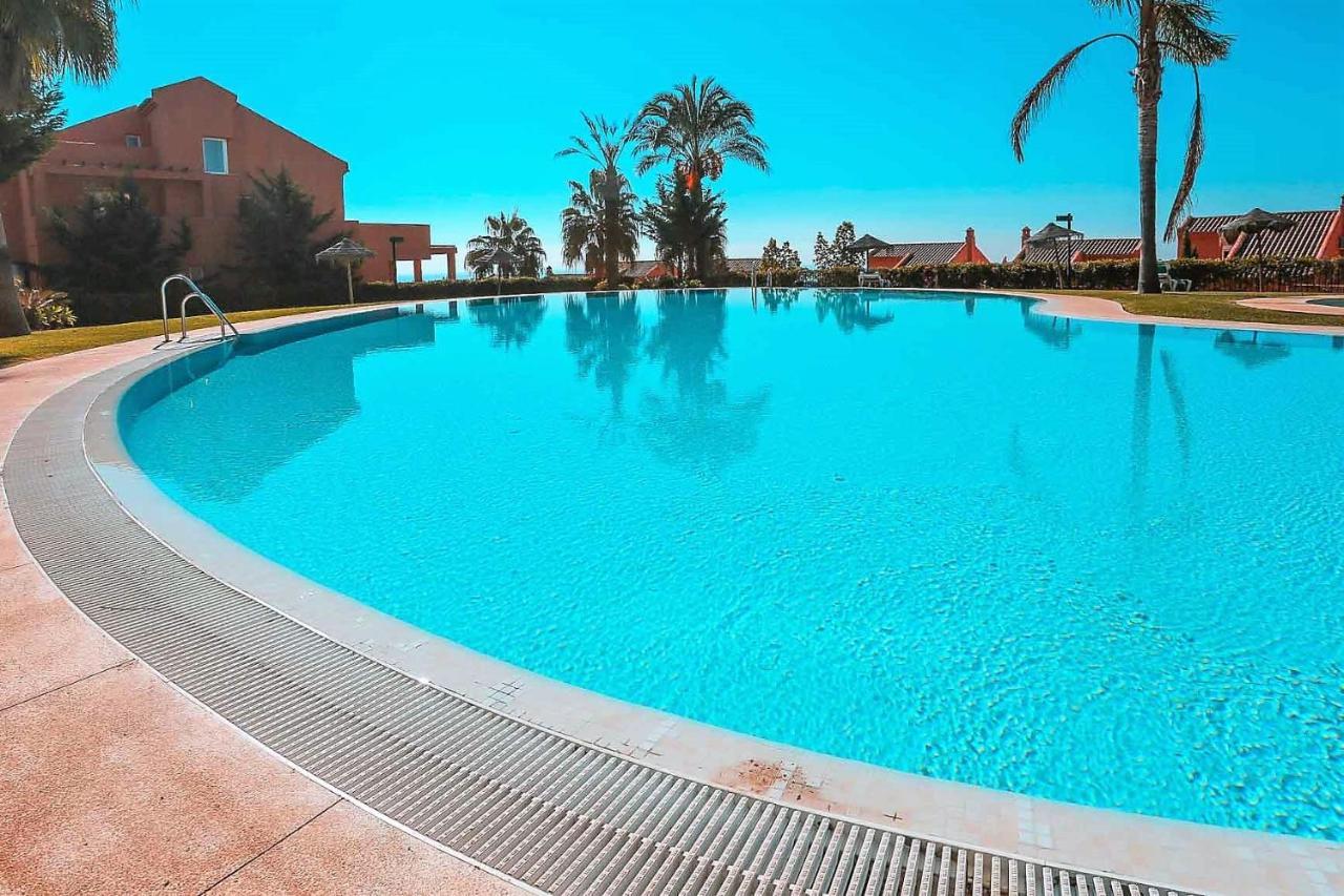 R17 Angies Luxury One Bedroom Marbella